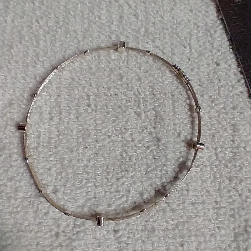 Wire bangle bracelet cz approx. 2.5 wide - Picture 3 of 4